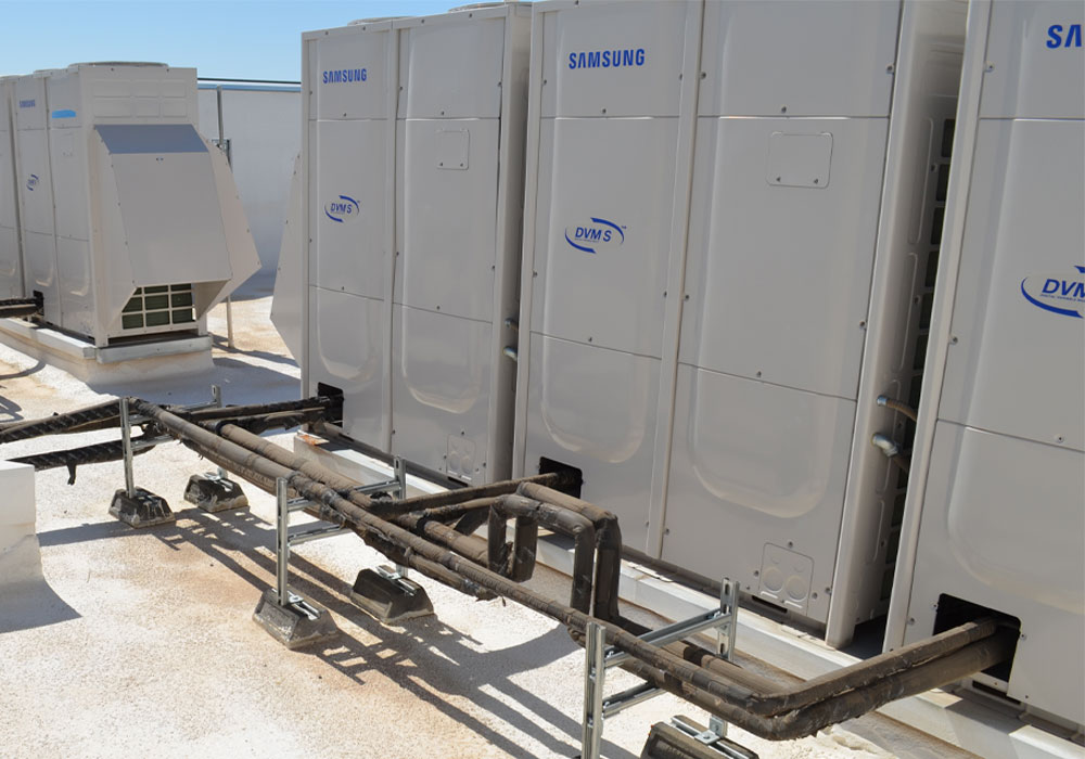 Construction site oversight and contractor evaluation